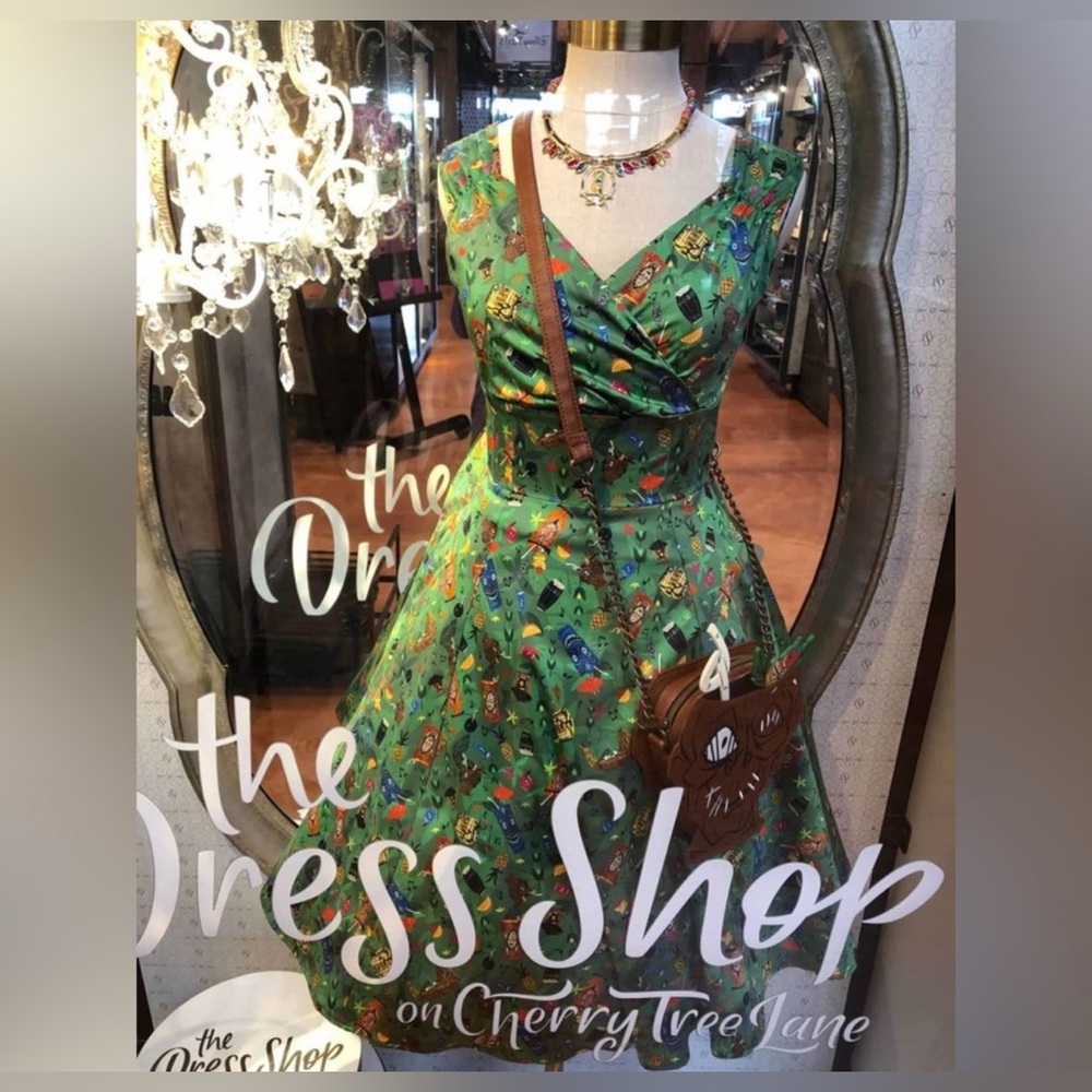 Disney Dress Shop - Picture 5 of 5